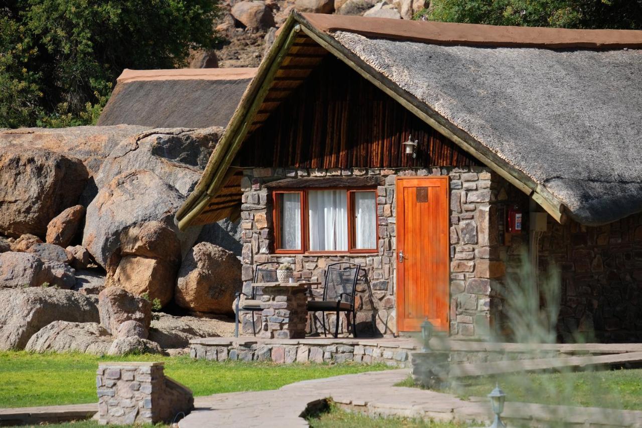 Gondwana Canyon Lodge Kanebis エクステリア 写真