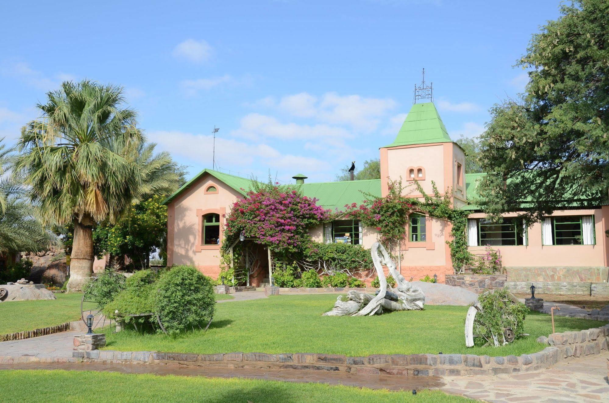 Gondwana Canyon Lodge Kanebis エクステリア 写真