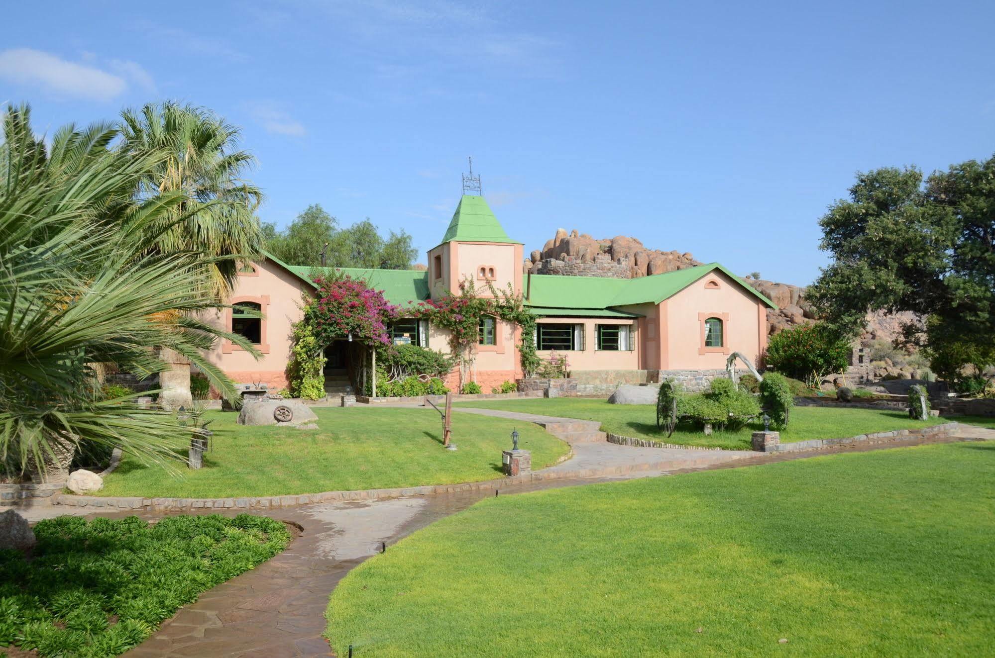 Gondwana Canyon Lodge Kanebis エクステリア 写真