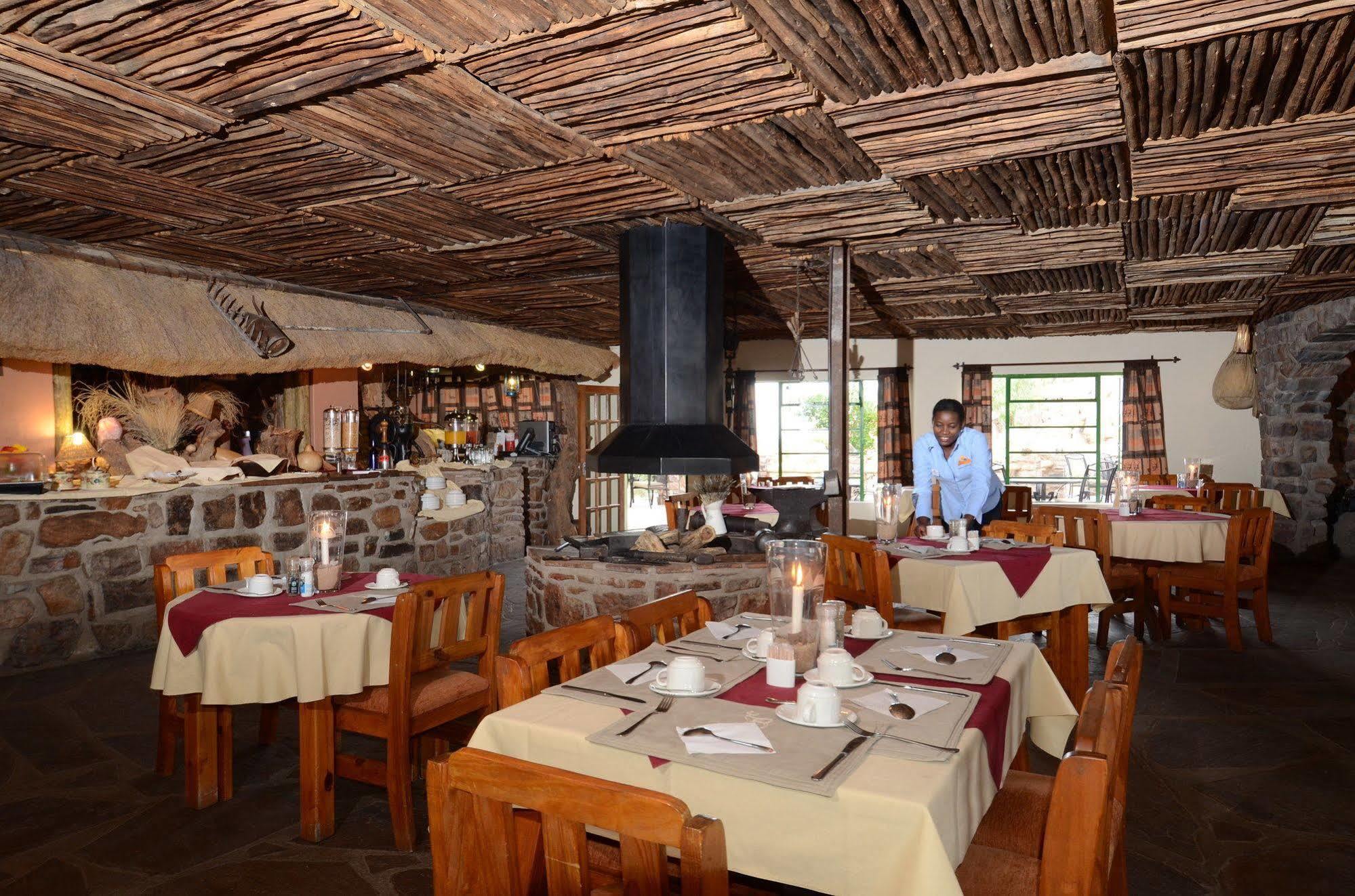 Gondwana Canyon Lodge Kanebis エクステリア 写真