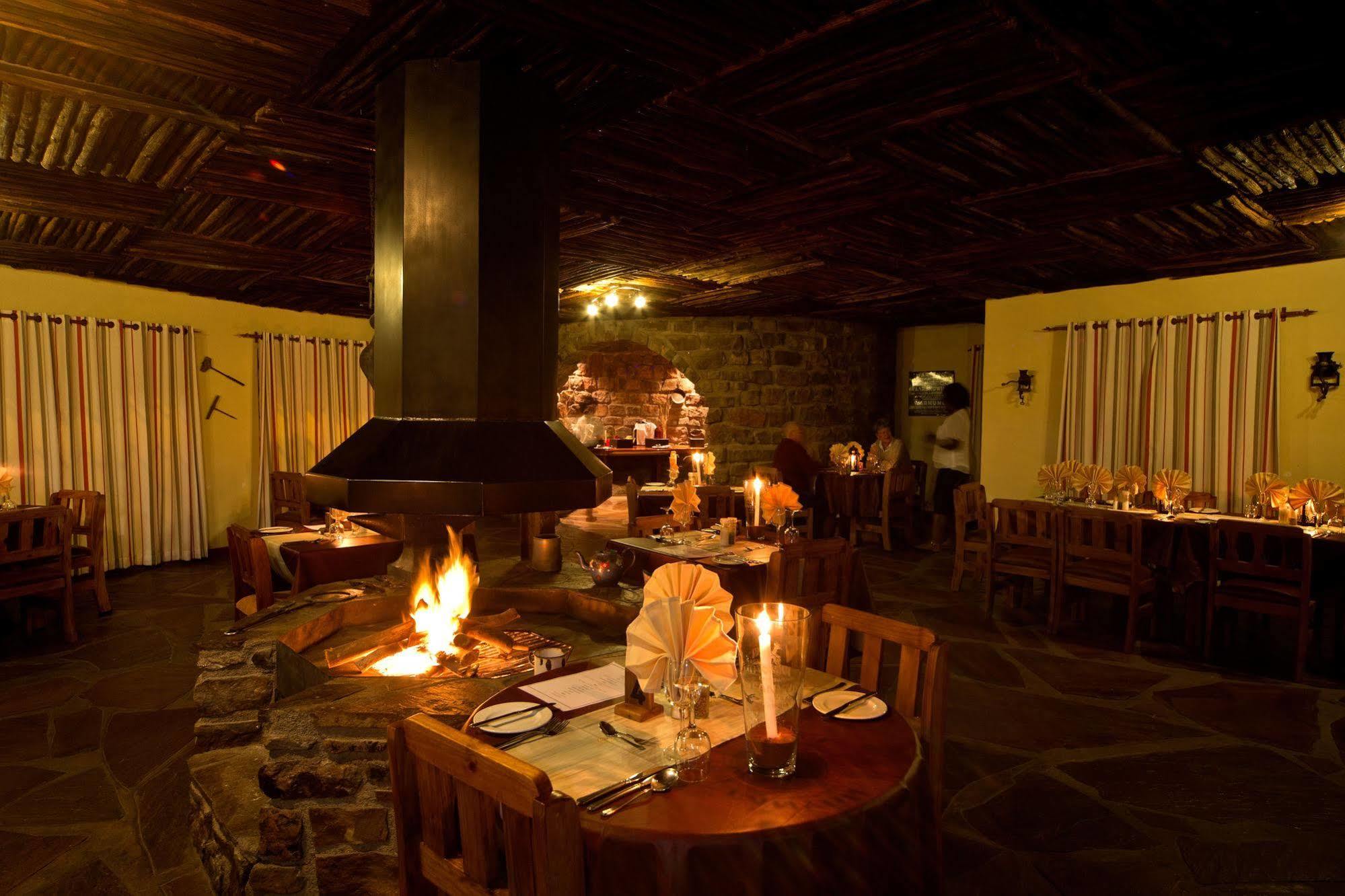 Gondwana Canyon Lodge Kanebis エクステリア 写真